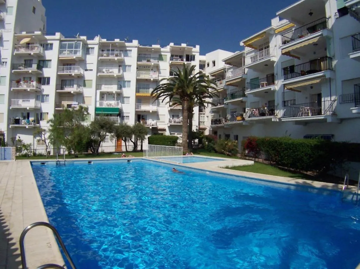 Coronado, Apartment In Central Nerja contacts